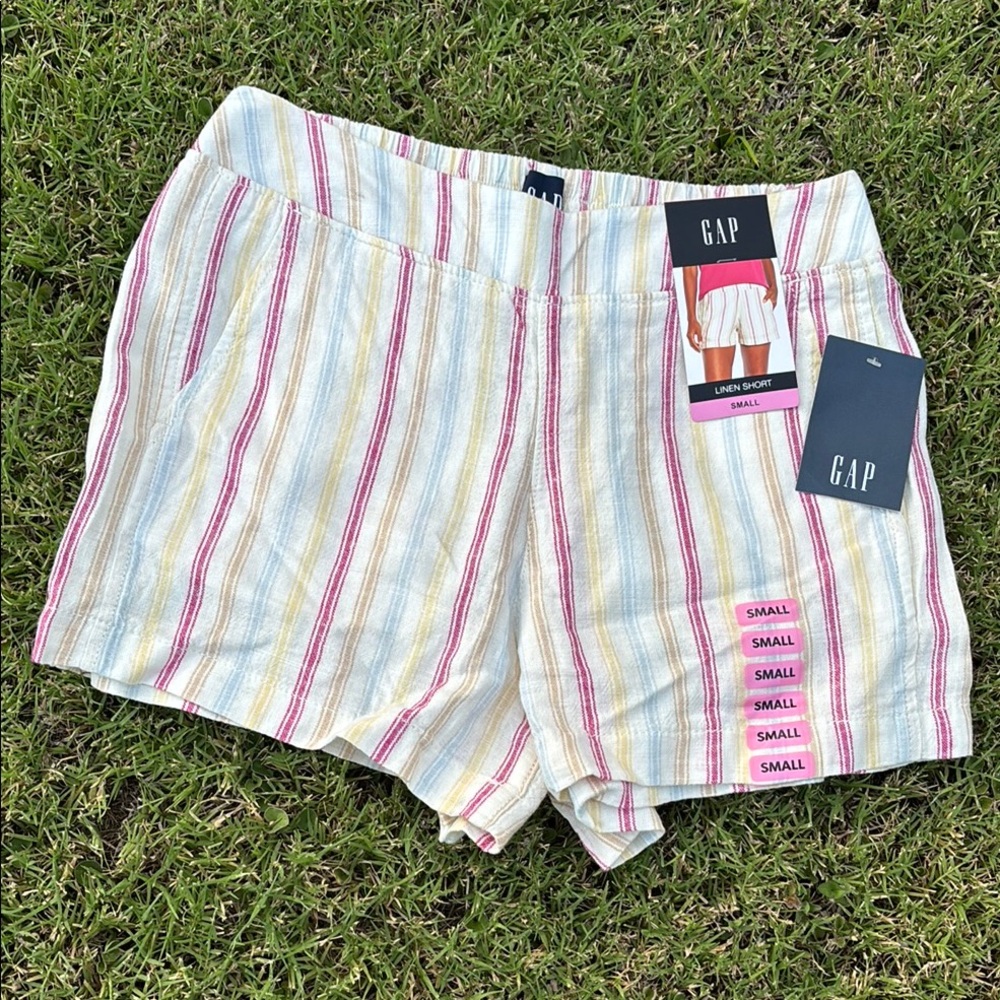 NWT GAP High Waist S Shorts in Linen/Rayon blend Cream w/ Stripes. Summer cool!